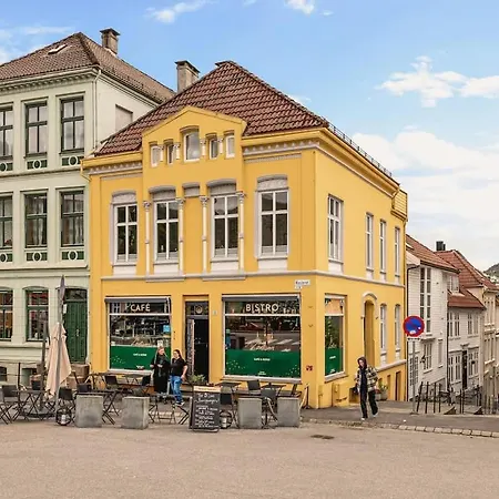 Dinbnb Appartments L Traditional Bergenshouse I Charming I Familiy Lejlighed *